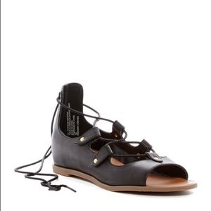 Lace Wedge Flat Sandal